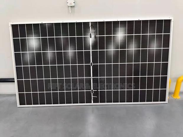 625 Watts Bifacial Solar Panels