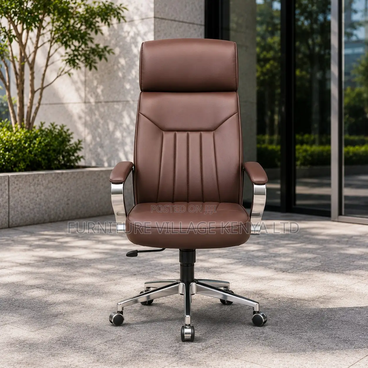 Upholstered Armrests Modern Office Boss Chair