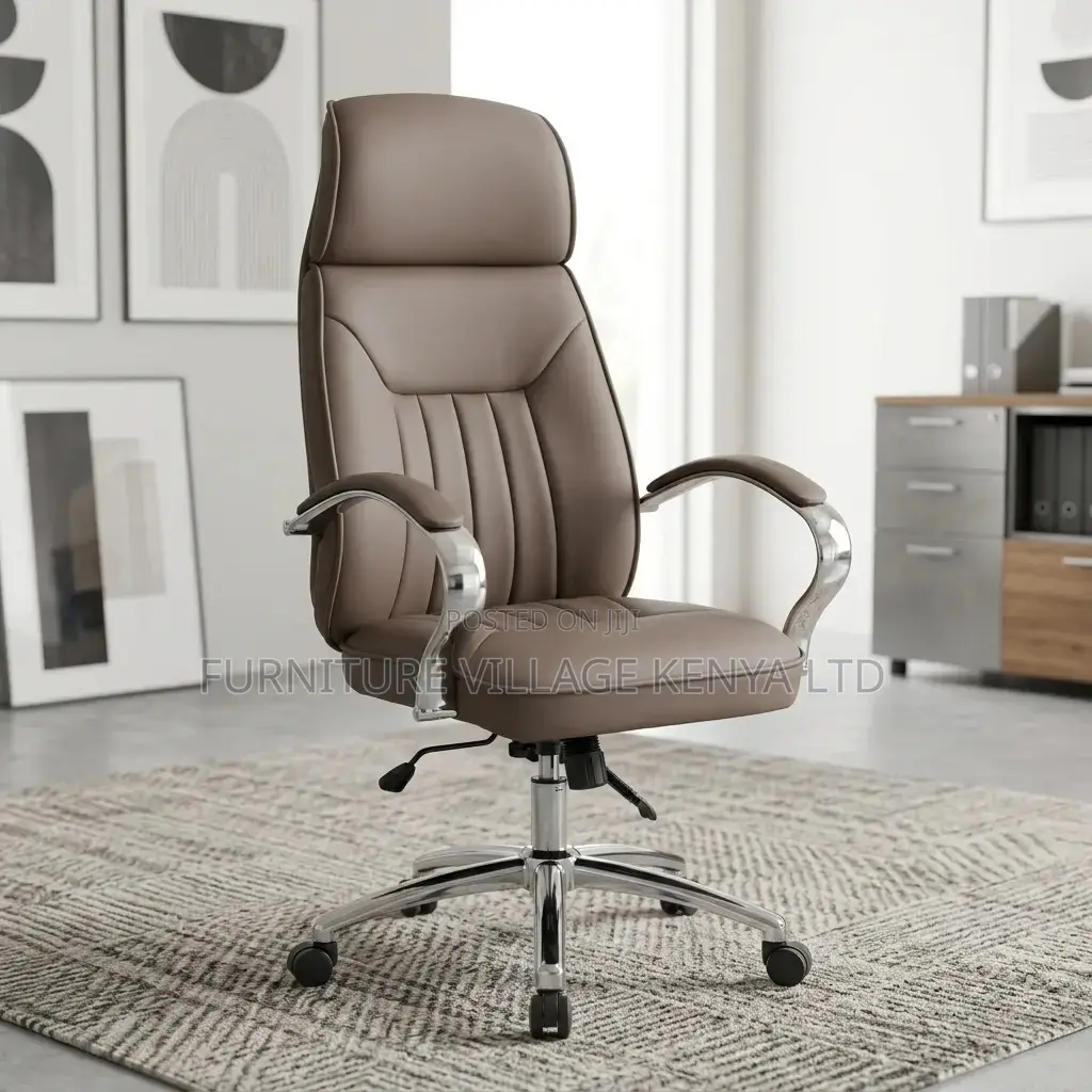 Upholstered Armrests Modern Office Boss Chair