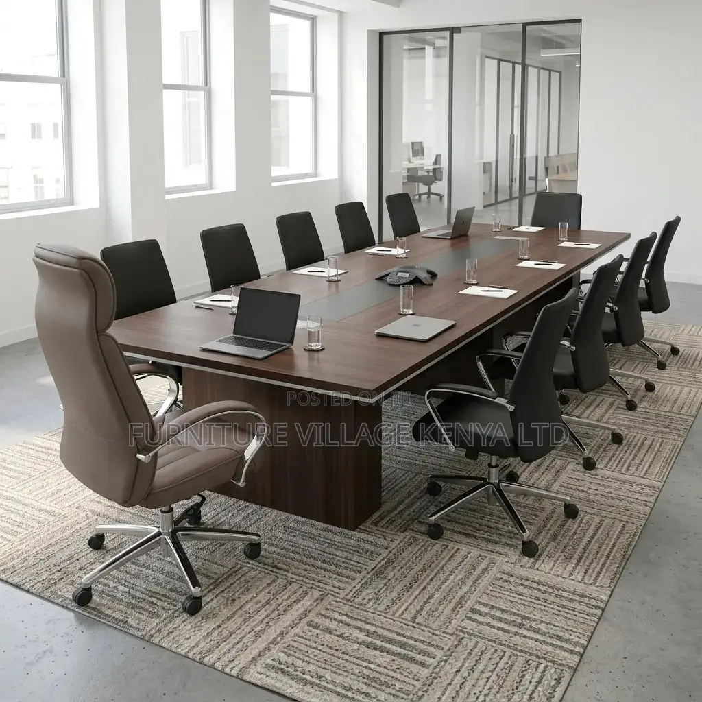 Upholstered Armrests Modern Office Boss Chair