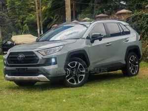 Toyota RAV4 Adventure AWD 2020 Green