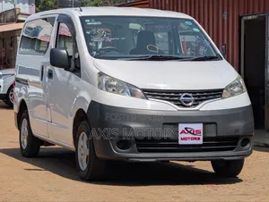 Nissan NV200 S 2019 White