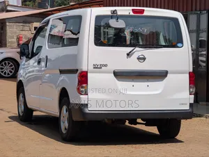 Nissan NV200 S 2019 White