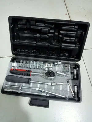 46-Piece Socket Wrench and Screwdriver Set