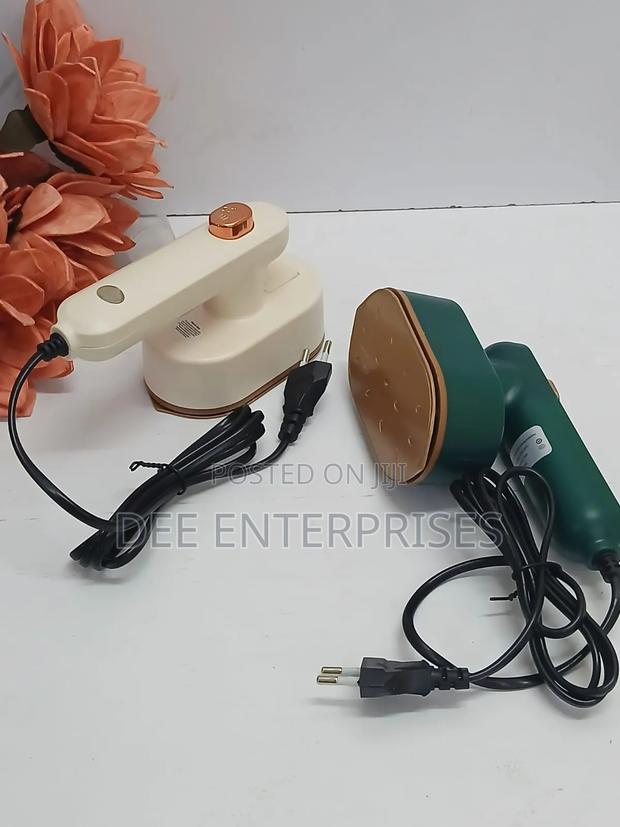 Mini Portable Steam Ironing Machine