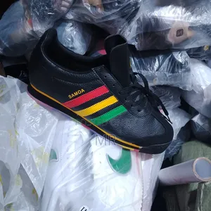 Samoa Sneakers