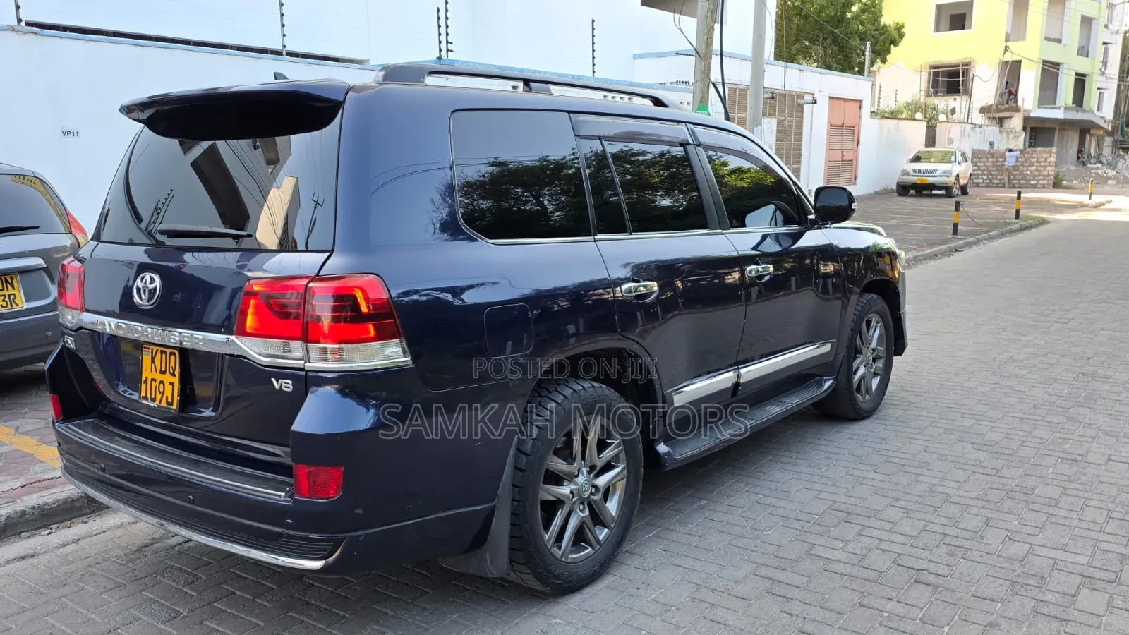 Toyota Land Cruiser 2015 Blue