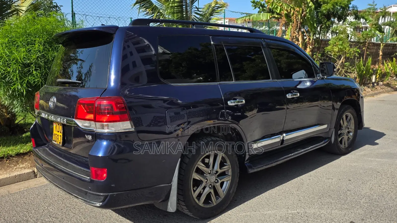 Toyota Land Cruiser 2015 Blue