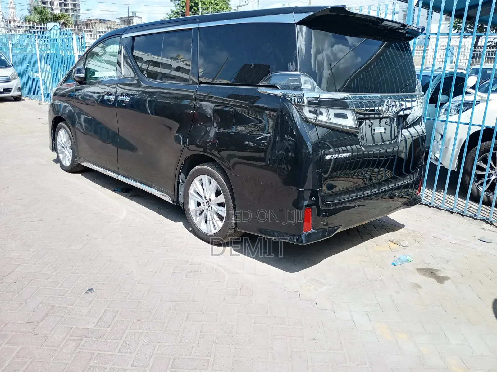 Toyota Alphard 2.5 Petrol FWD 2019 Black