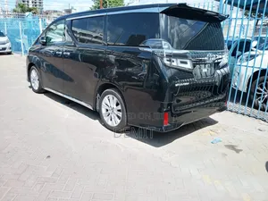 Toyota Alphard 2.5 Petrol FWD 2019 Black