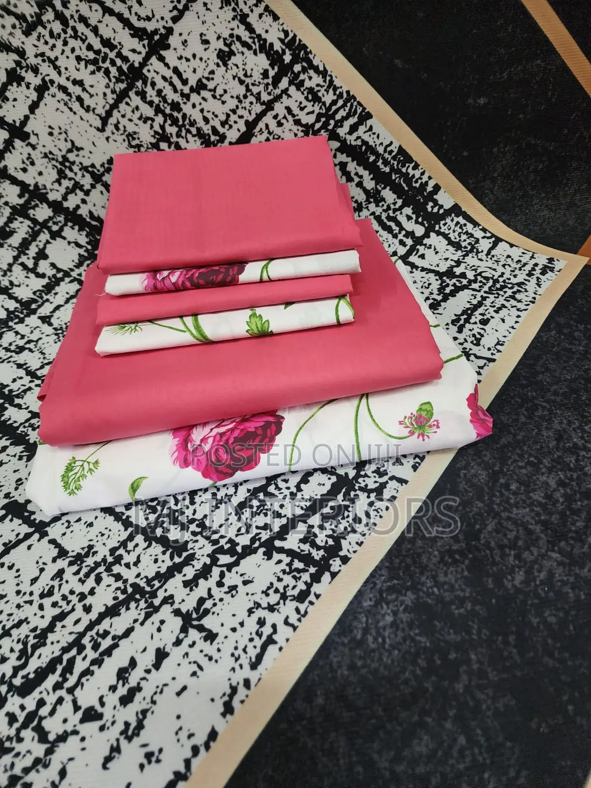 Trendy Mixed Pattern Bedsheets