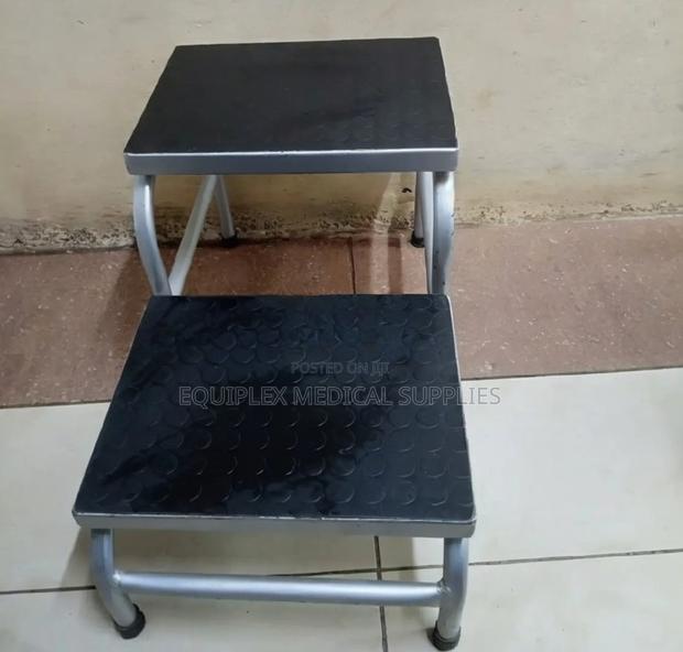 Medical Grade Step Stool (Strong and Durable)