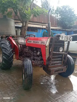 Tractor 240 Massey Ferguson