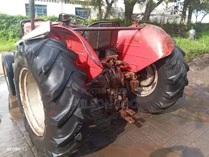 Tractor 240 Massey Ferguson