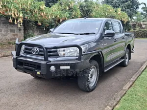 Toyota Hilux Revo Double Cab Deisel 2.4 AWD 2022 Gray