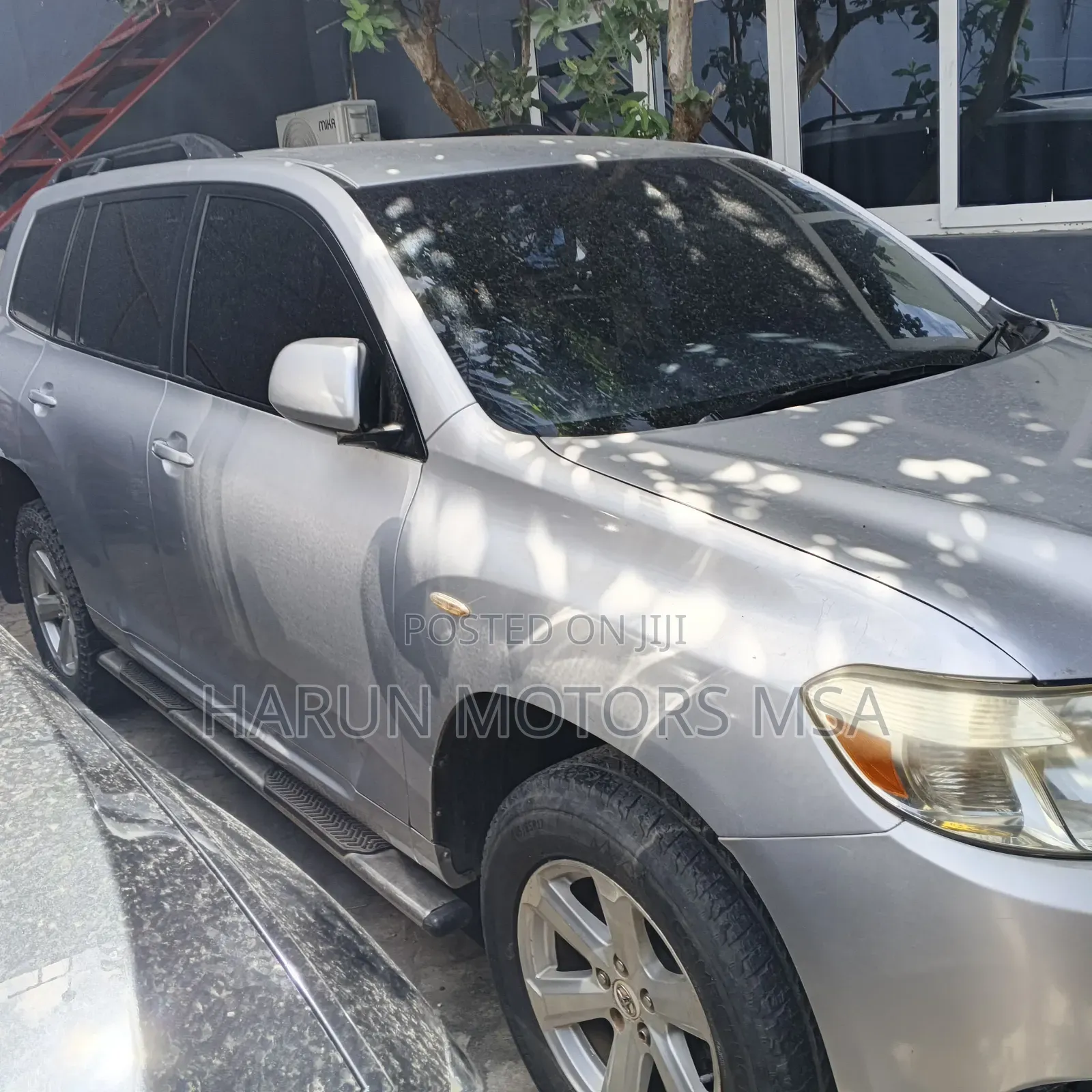 Toyota Kluger 2010 Silver