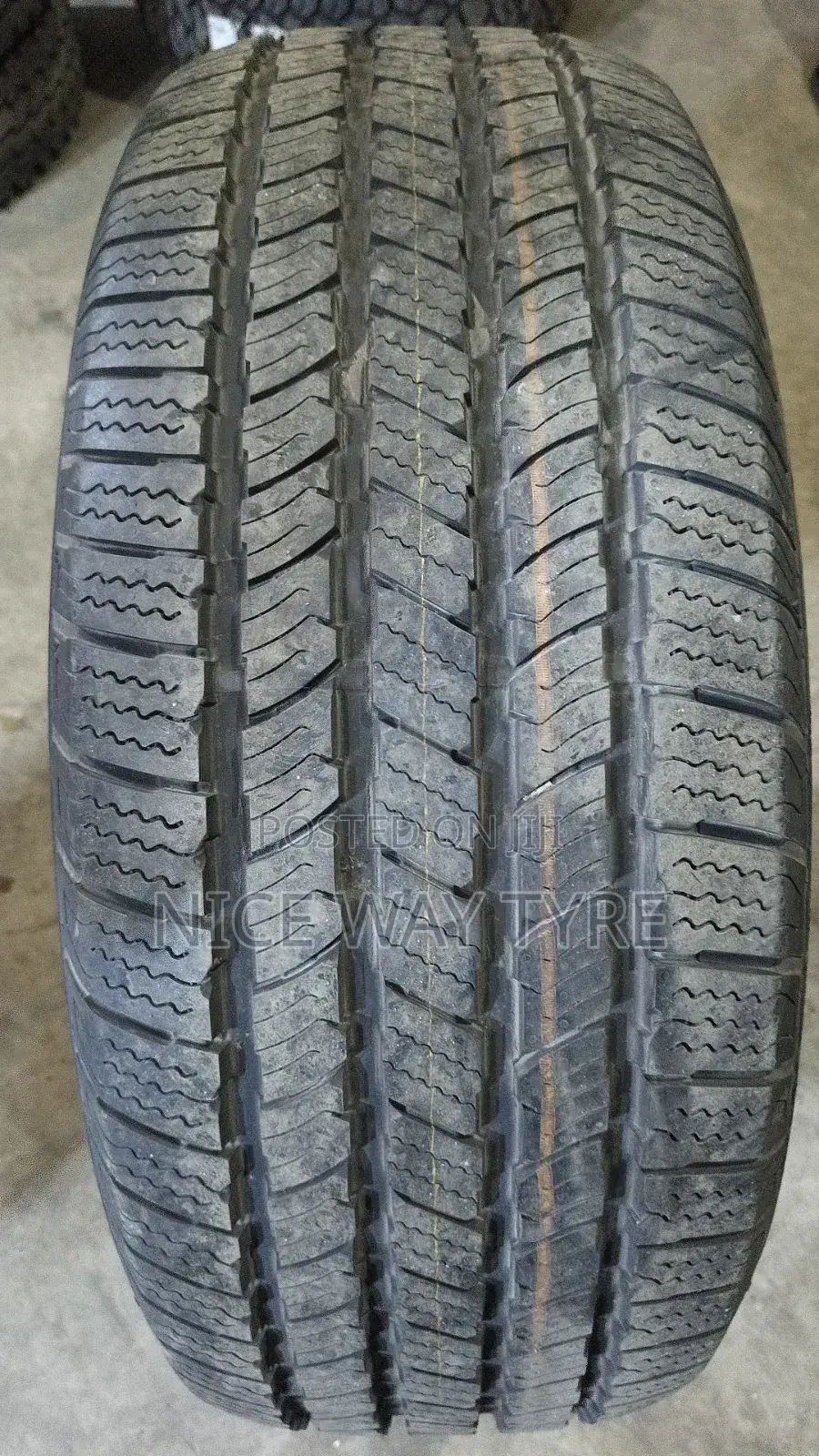 275/55r20 Nexen