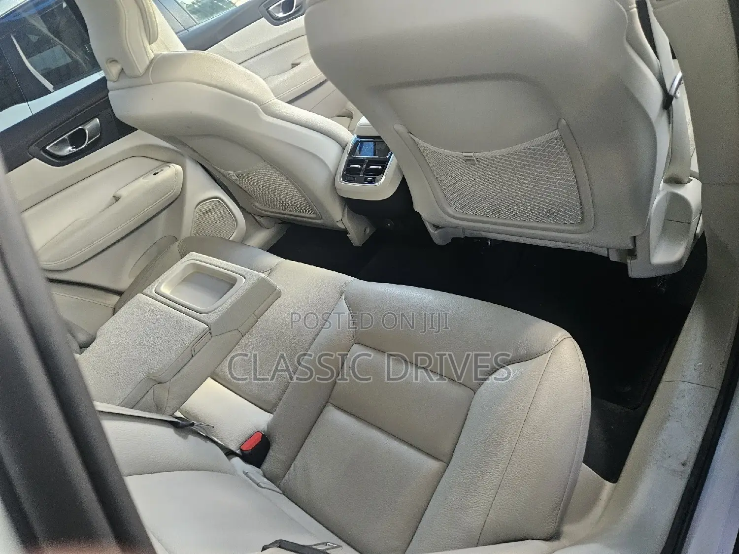 Volvo XC60 2020 White