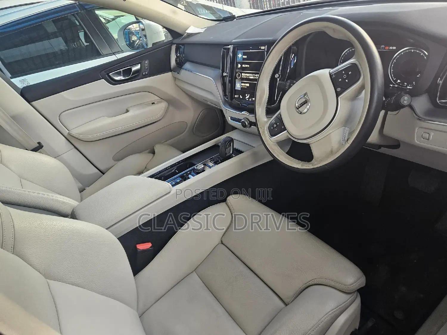 Volvo XC60 2020 White