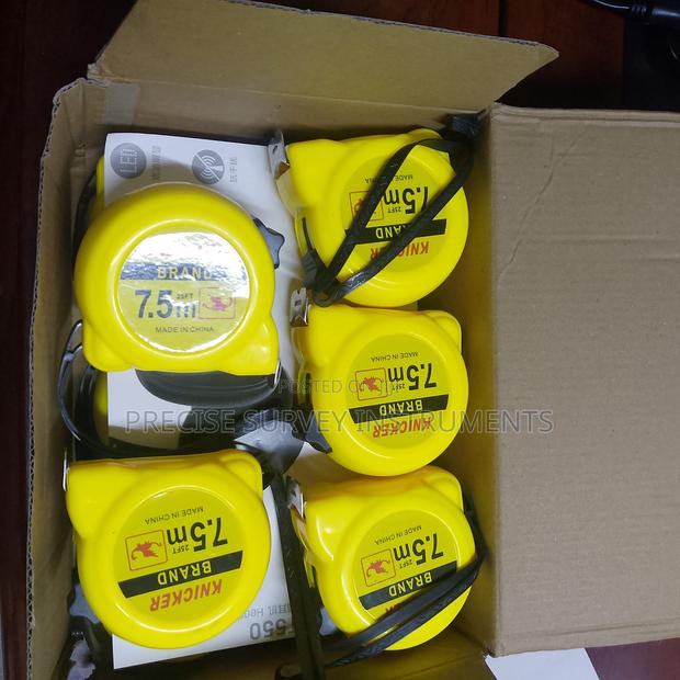 7.5m Rubber Grip Tape Measure - main view