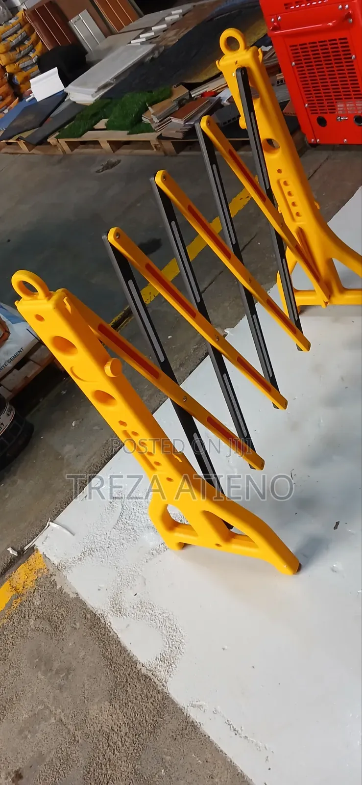 Reflective Road Barrier For Traffic Control