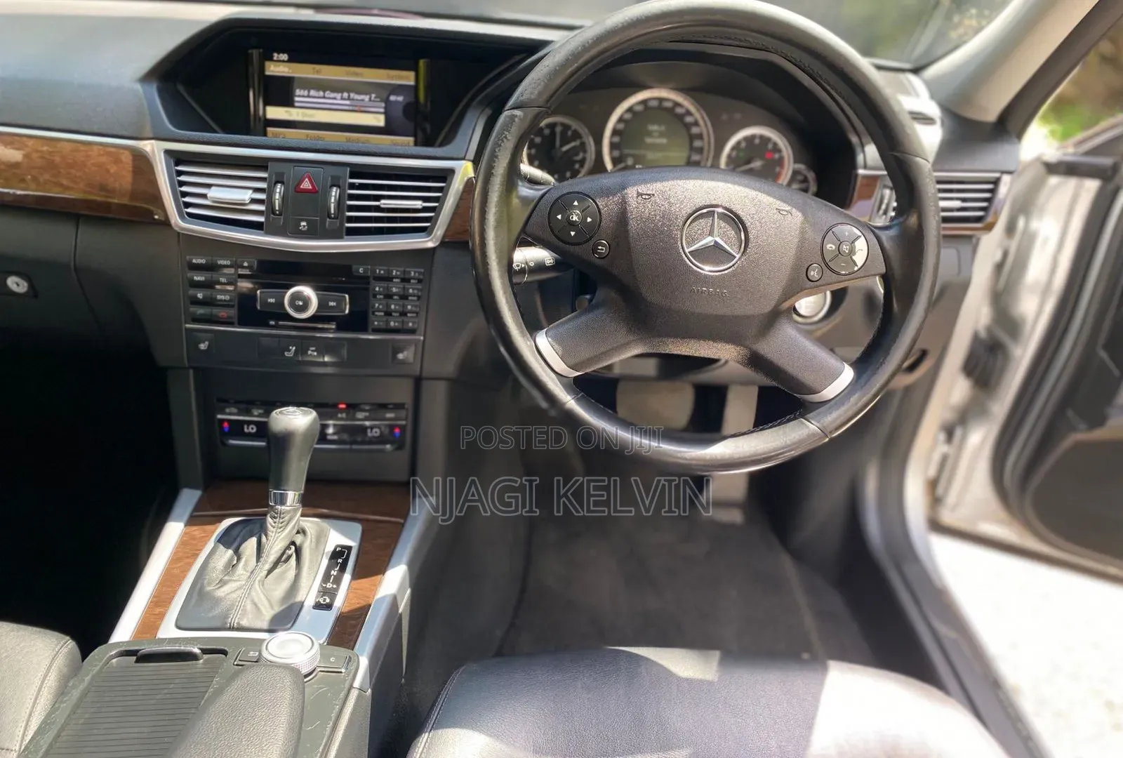 Mercedes-Benz E250 2009 Silver