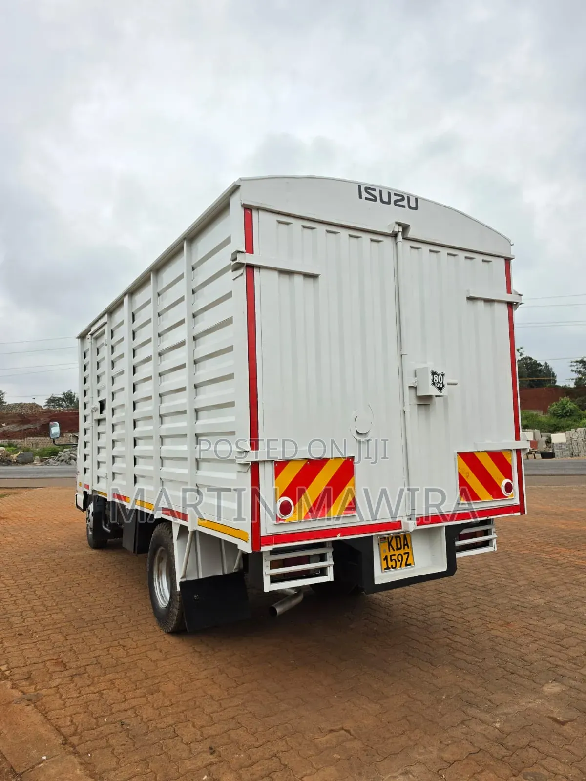 Isuzu NKR Lorry