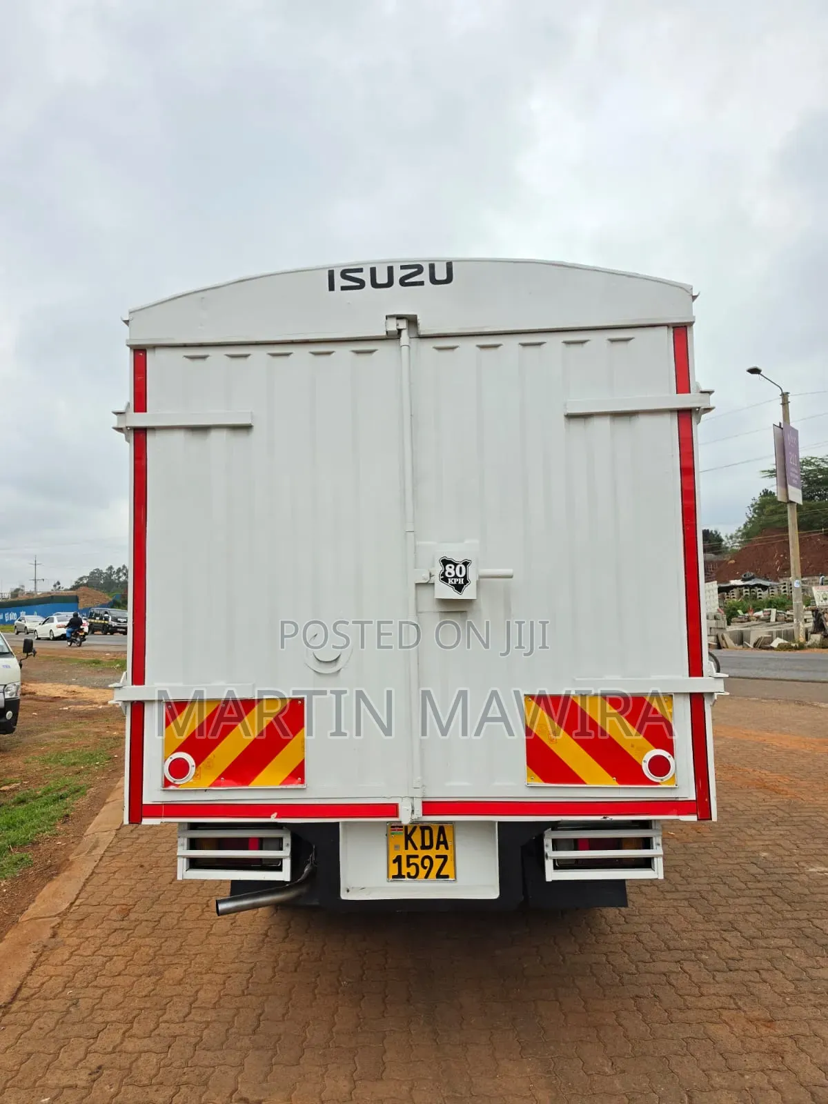 Isuzu NKR Lorry