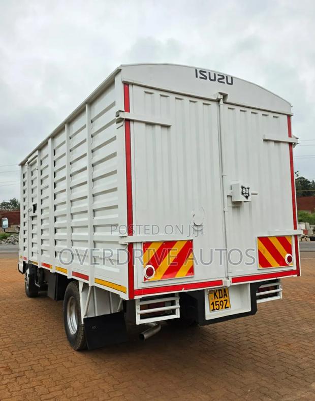 Isuzu NKR 2020 White - thumbnail 6