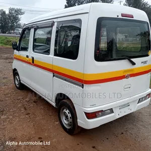 Daihatsu Hijet 2019 White