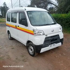 Daihatsu Hijet 2019 White