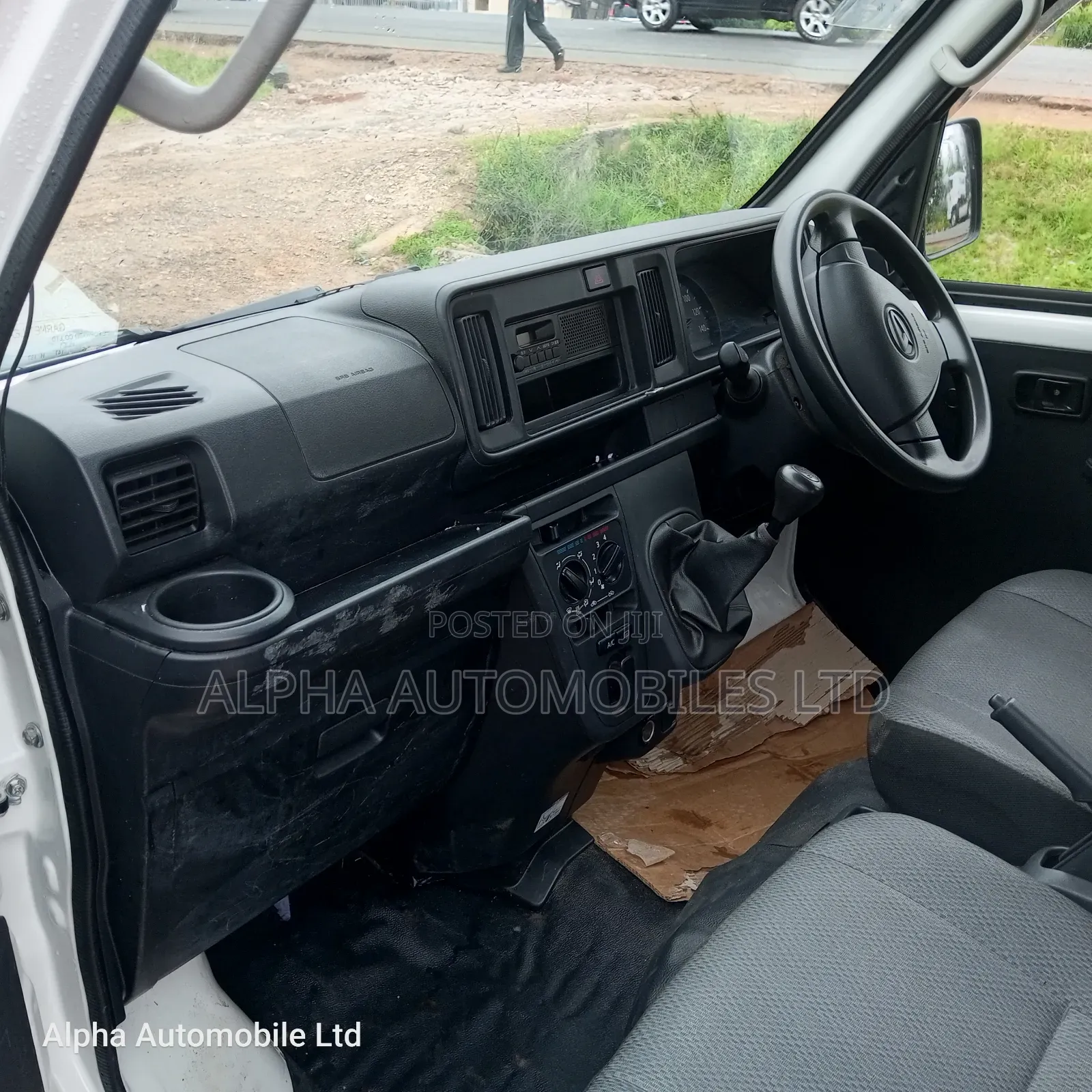 Daihatsu Hijet 2019 White