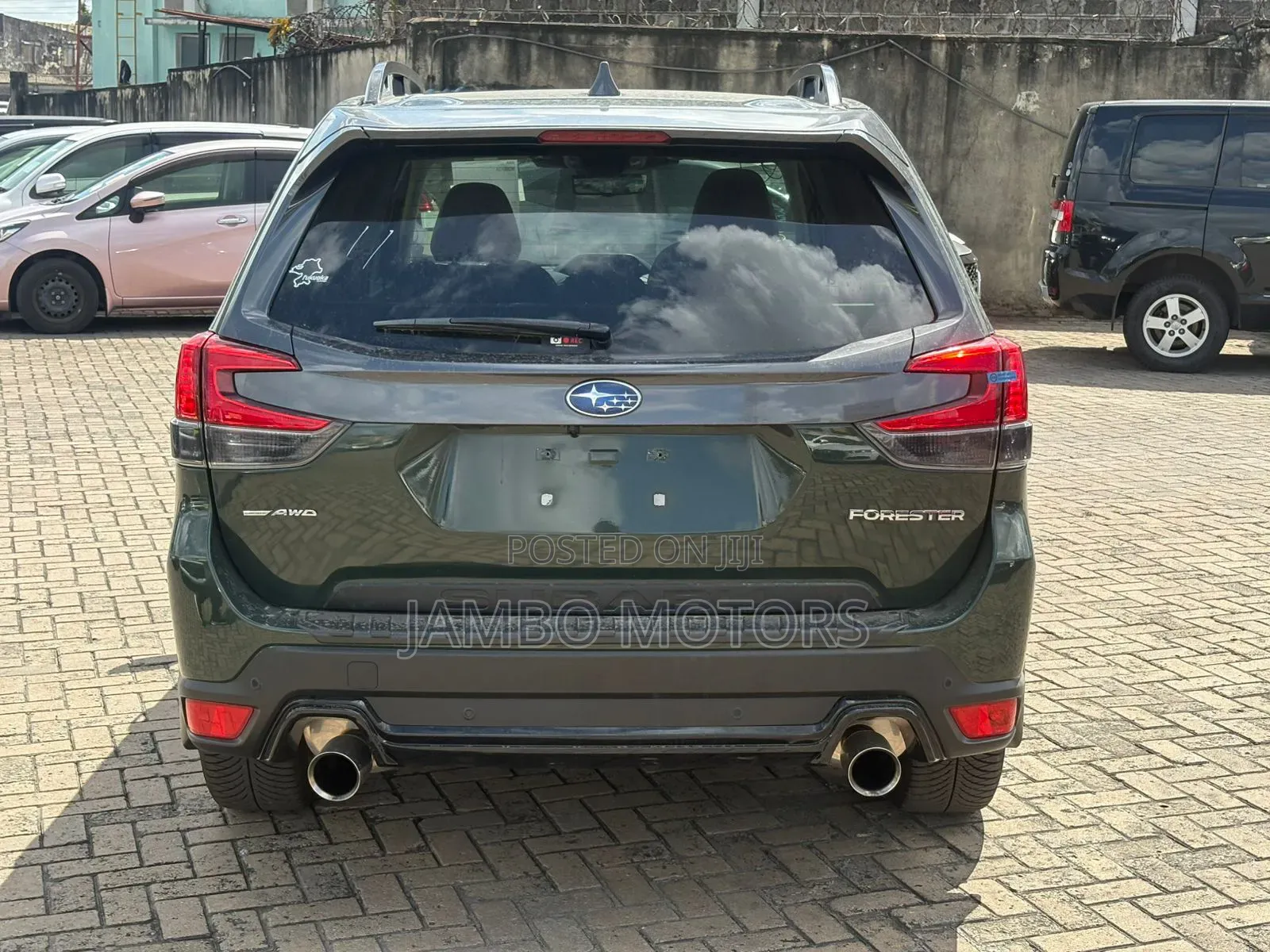 Subaru Forester Premium AWD 2023 Green