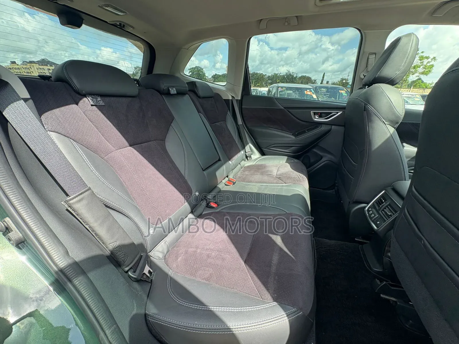 Subaru Forester Premium AWD 2023 Green