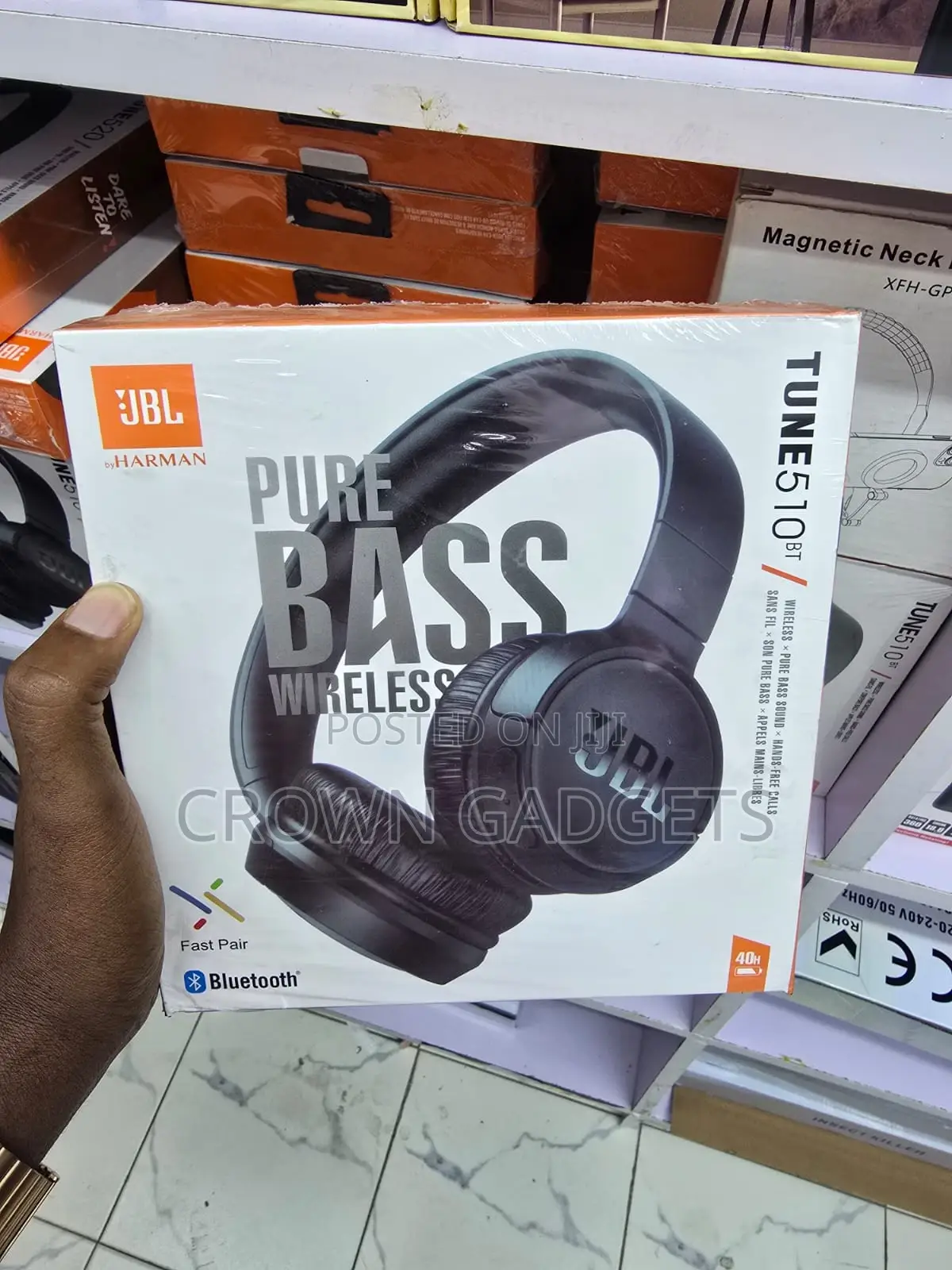 JBL 510bt on-Ear Wireless Headphones 40 Hours Playback