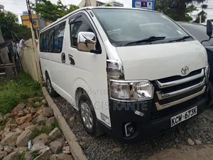 Toyota HiAce 2012 Silver
