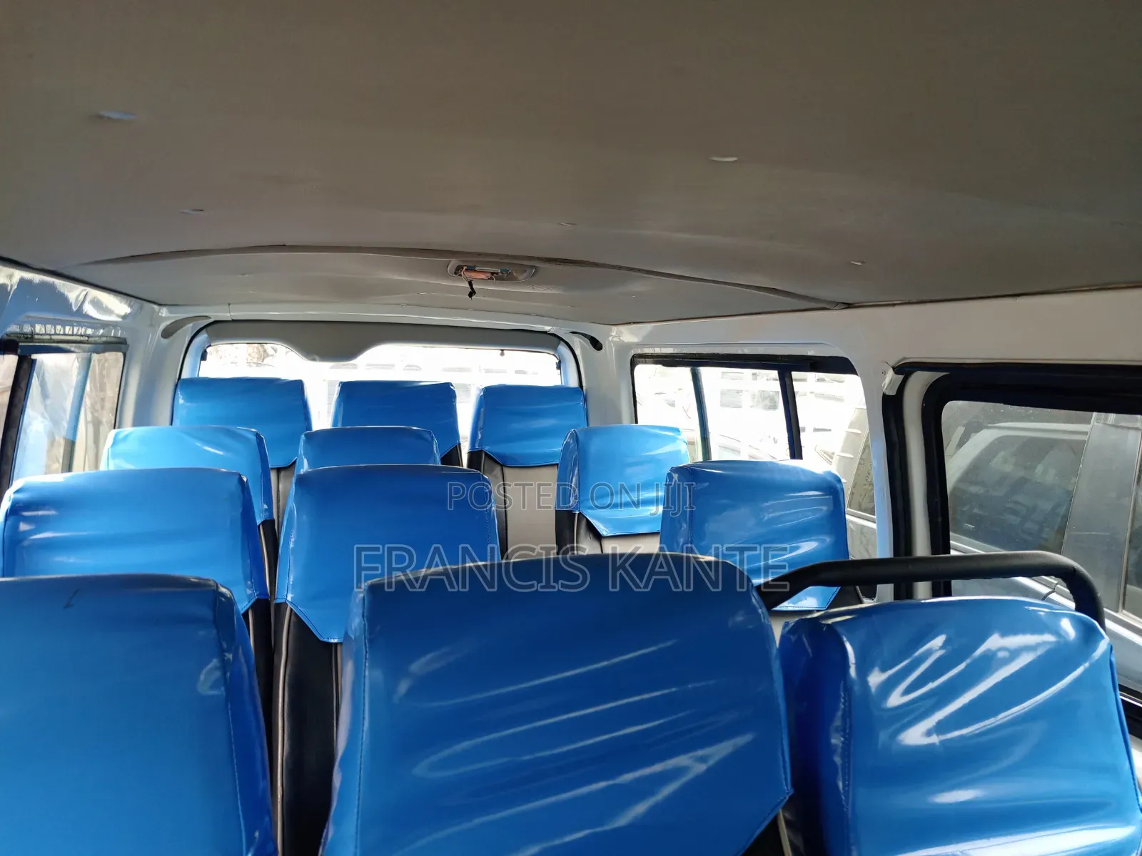 Toyota HiAce 2012 Silver