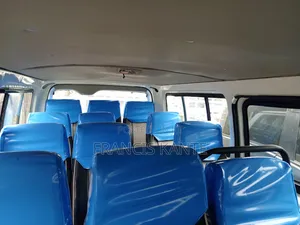 Toyota HiAce 2012 Silver