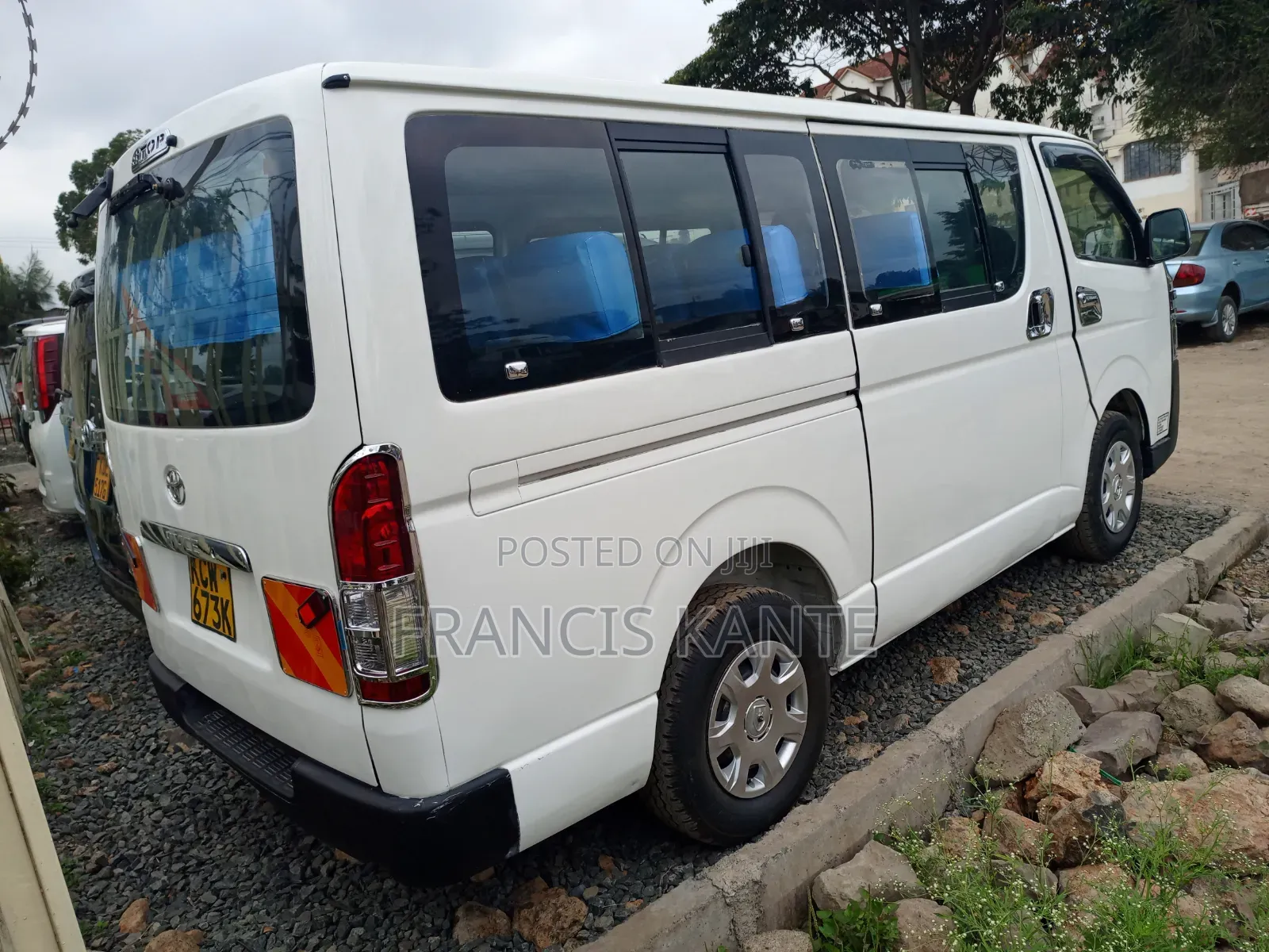 Toyota HiAce 2012 Silver