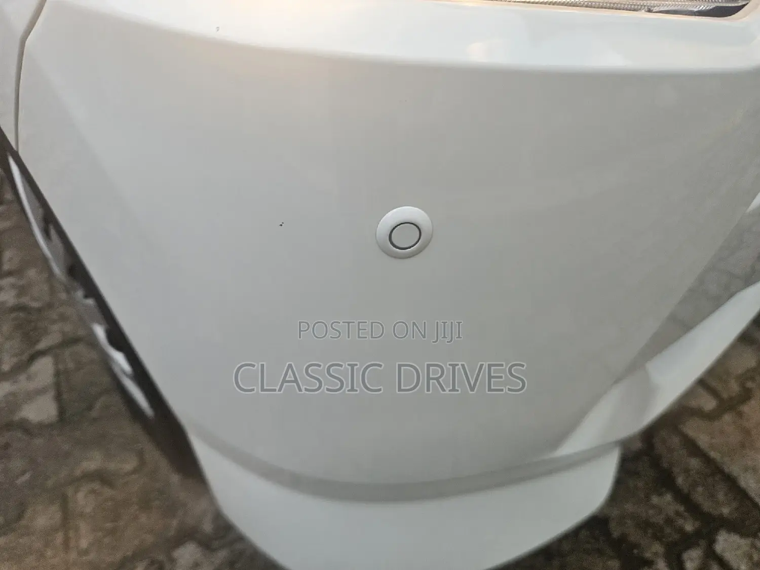 Daihatsu Mira 2020 White