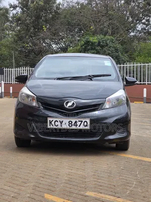Toyota Vitz 2013 Black