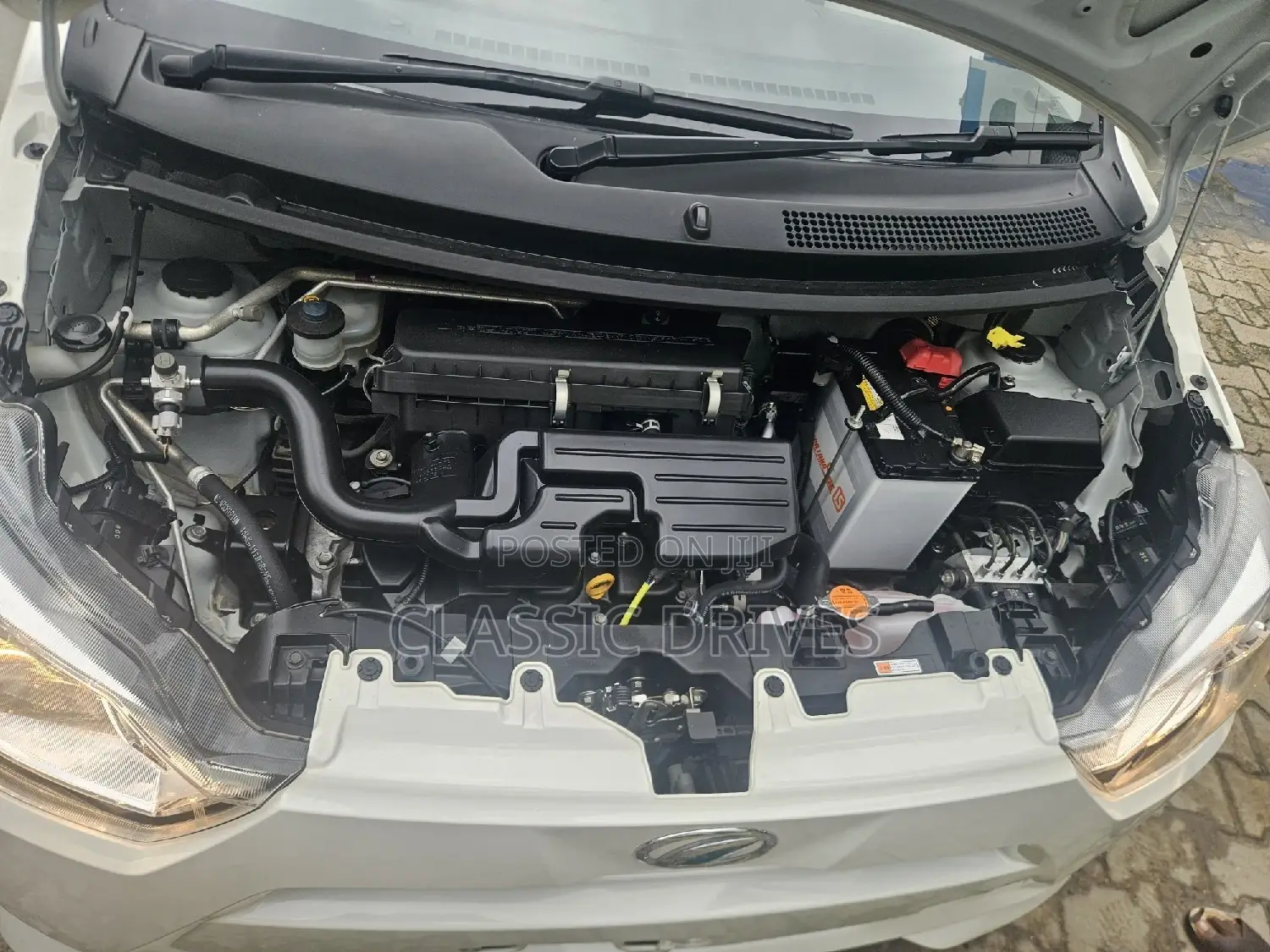 Daihatsu Mira 2020 White