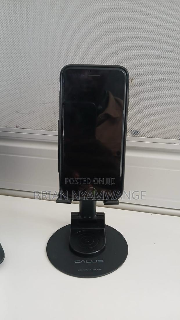 Apple iPhone 7 32 GB Black - thumbnail 4