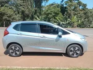Honda Fit 2016 Silver