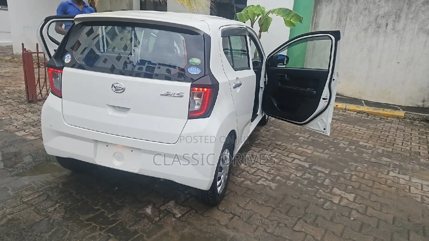Daihatsu Mira 2020 White