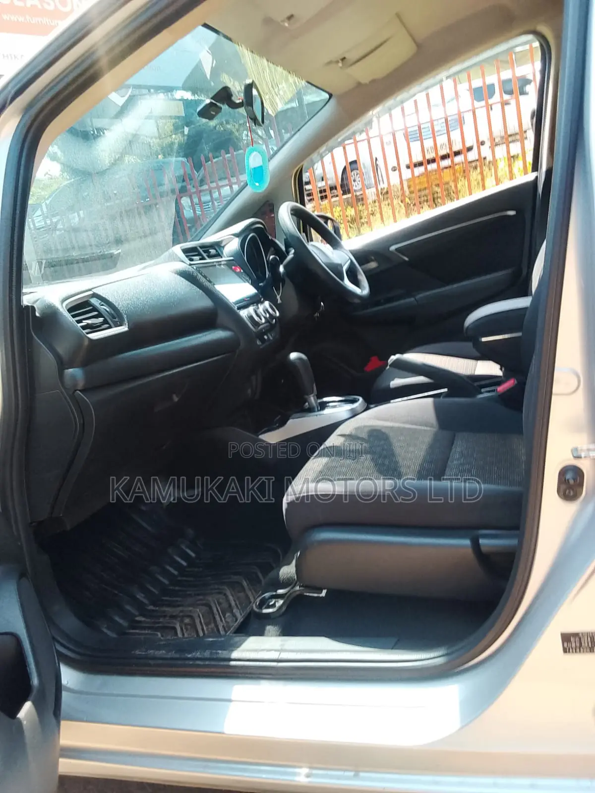 Honda Fit 2016 Silver