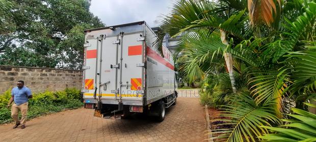 Isuzu Refrigerator Truck - thumbnail 12