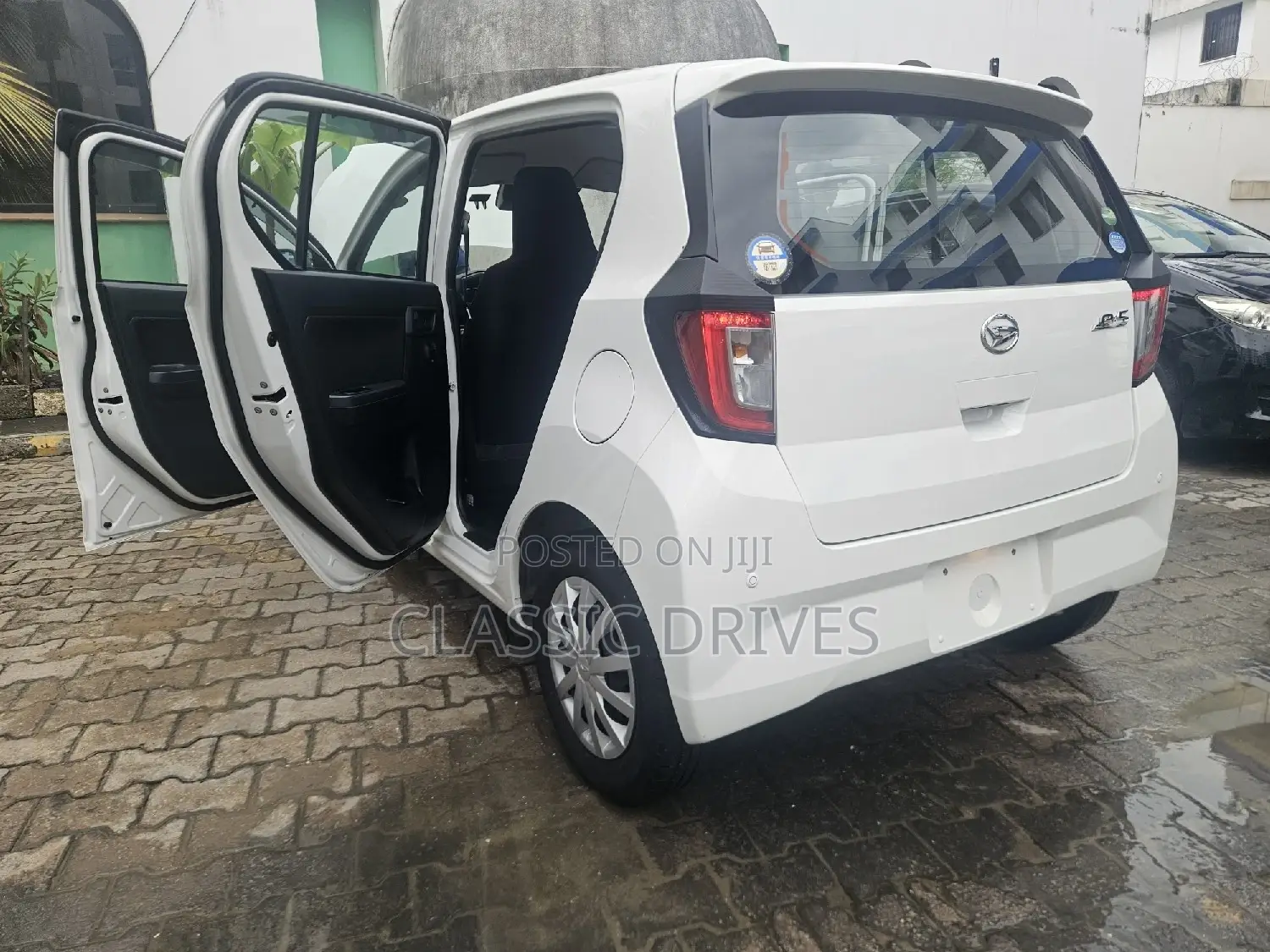 Daihatsu Mira 2020 White
