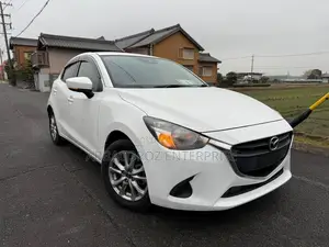 Mazda Demio 2018 White