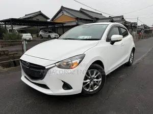 Mazda Demio 2018 White